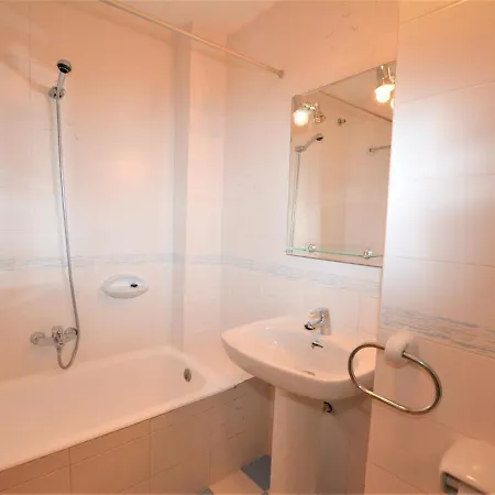 Apartamento Lindamar 2º 2ª *